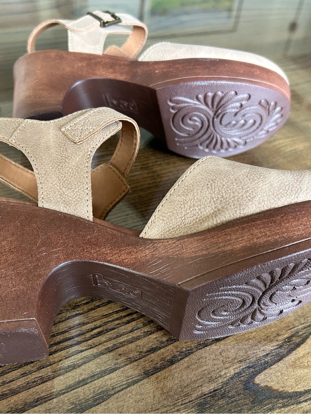 BOC CLOG SANDAL - Picture 5 of 8